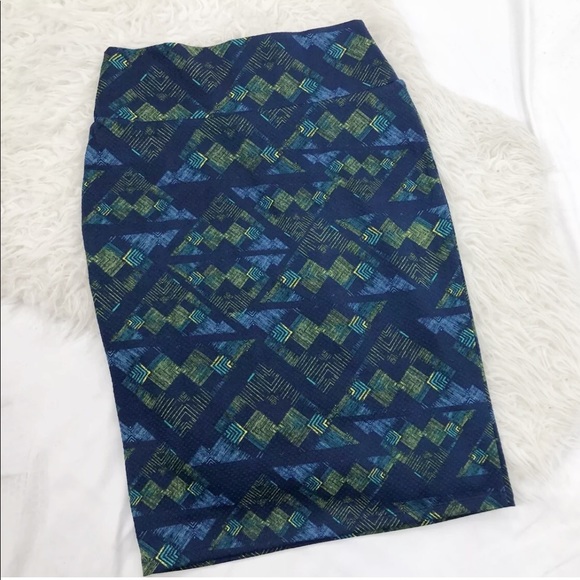 LuLaRoe Dresses & Skirts - LulaRoe Sml Blue Elastic Waist Skirt NWOT